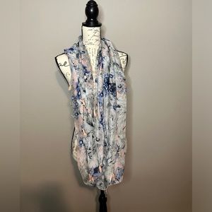 Thin Infinity Scarf cream, blue, pink Floral Print